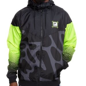 Nike Sportswear retro windrunner mens size Medium